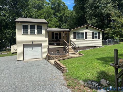 Tiny photo for 6508 Washington Road, Quinton, VA 23141 (MLS # 2617385)