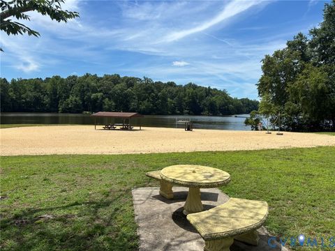 Tiny photo for 6508 Washington Road, Quinton, VA 23141 (MLS # 2617385)