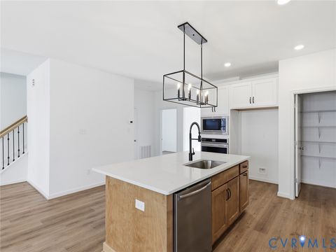 Tiny photo for 16202 White Oak Tree Court, Chesterfield, VA 23832 (MLS # 2521538)