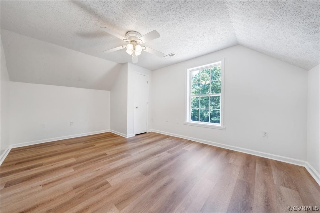 Appomattox, Virginia 24522, United States, 4 Bedrooms Bedrooms, ,4 BathroomsBathrooms,Residential,Pending,52710