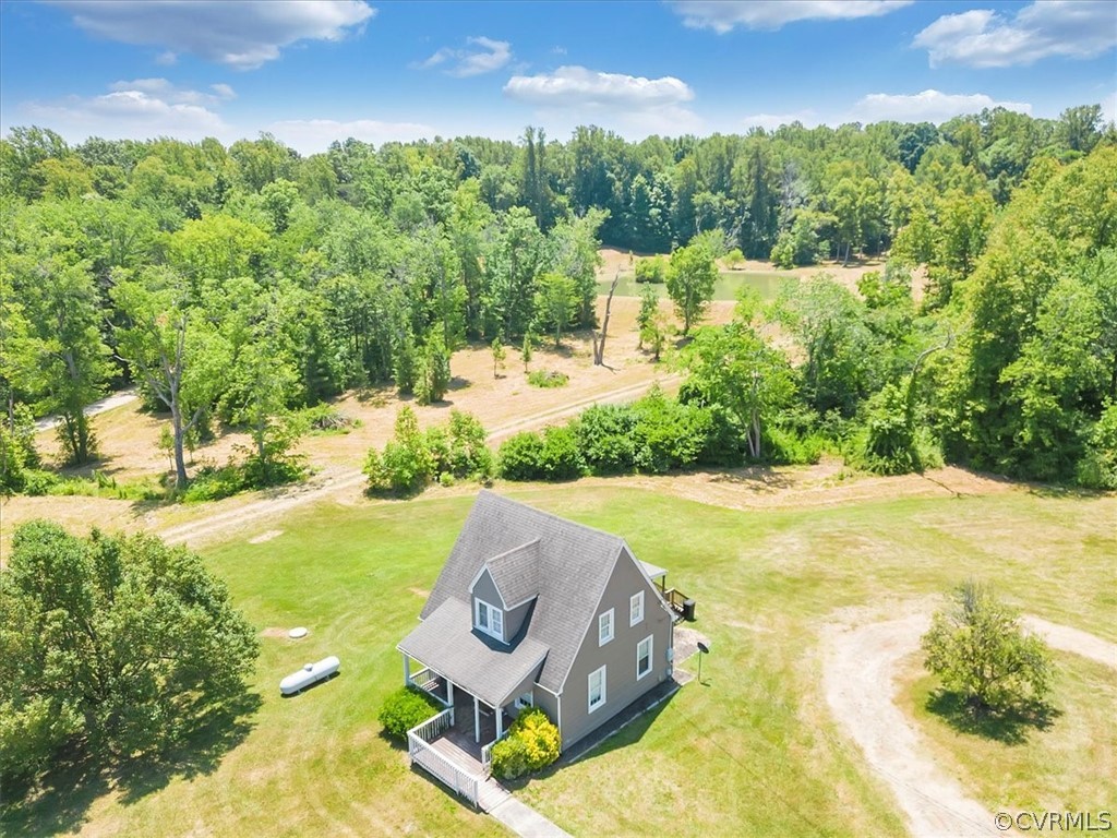 Appomattox, Virginia 24522, United States, 4 Bedrooms Bedrooms, ,4 BathroomsBathrooms,Residential,Pending,52710