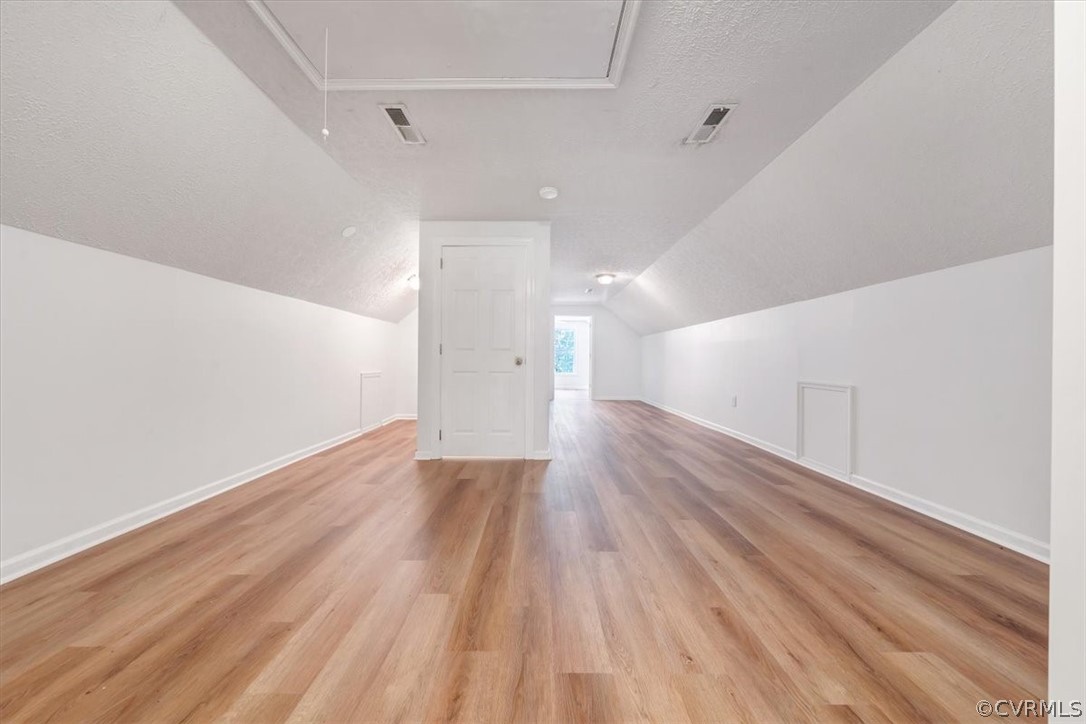 Appomattox, Virginia 24522, United States, 4 Bedrooms Bedrooms, ,4 BathroomsBathrooms,Residential,Pending,52710