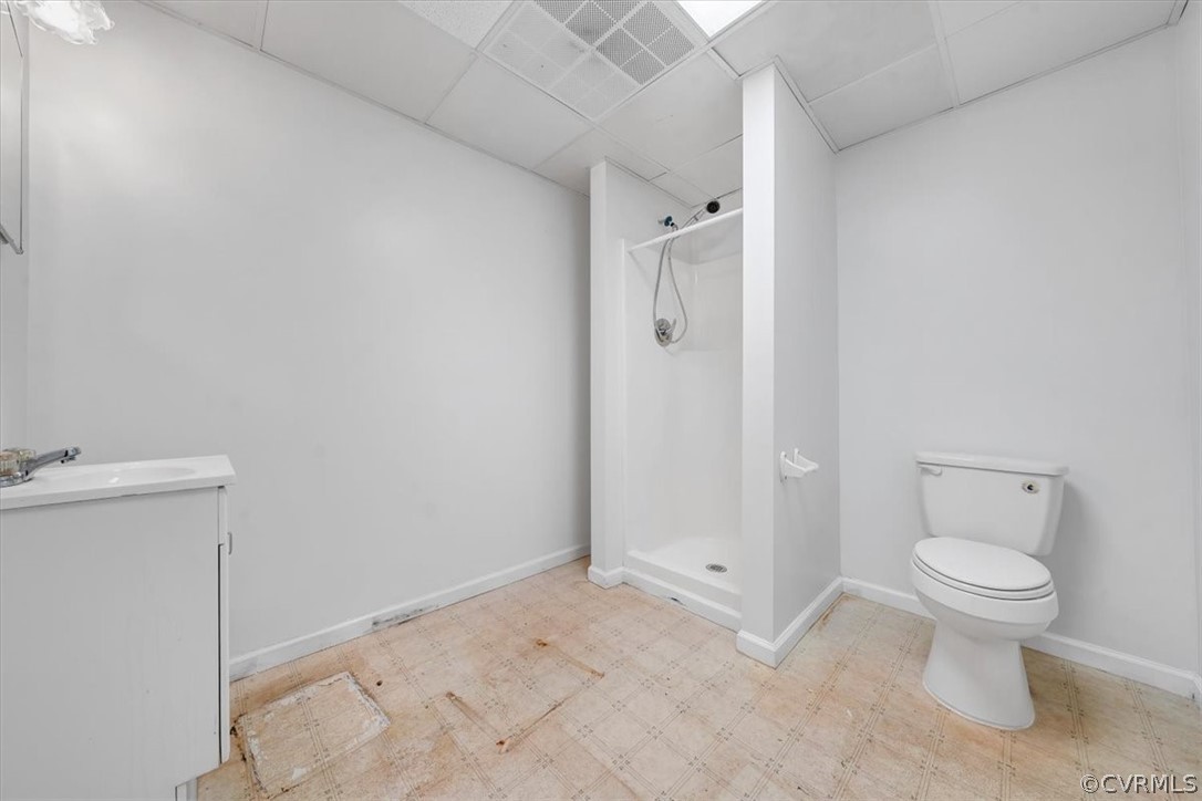 Appomattox, Virginia 24522, United States, 4 Bedrooms Bedrooms, ,4 BathroomsBathrooms,Residential,Pending,52710