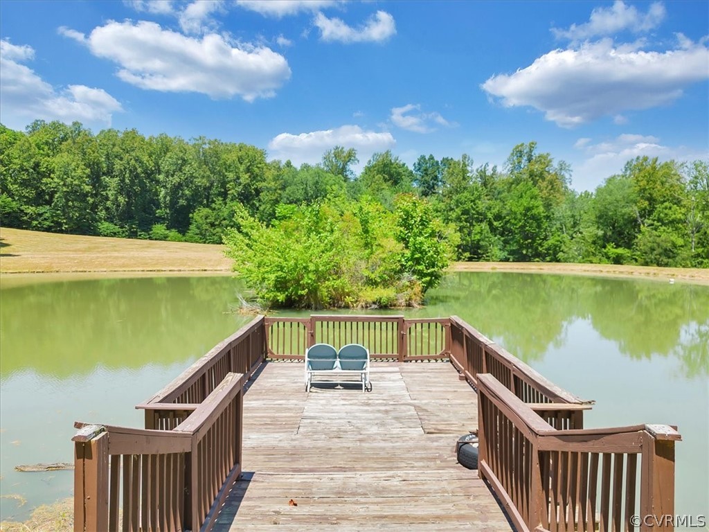 Appomattox, Virginia 24522, United States, 4 Bedrooms Bedrooms, ,4 BathroomsBathrooms,Residential,Pending,52710