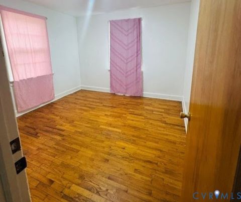 Tiny photo for 705 Endly St St, Chase City, VA 23924 (MLS # 2533794)