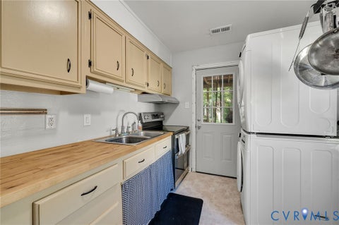 Tiny photo for 1608 Fort Hill Drive, Richmond, VA 23226 (MLS # 2627118)