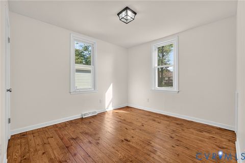 Tiny photo for 407 N 8th Avenue, Hopewell, VA 23860 (MLS # 2529144)