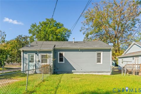 Tiny photo for 407 N 8th Avenue, Hopewell, VA 23860 (MLS # 2529144)