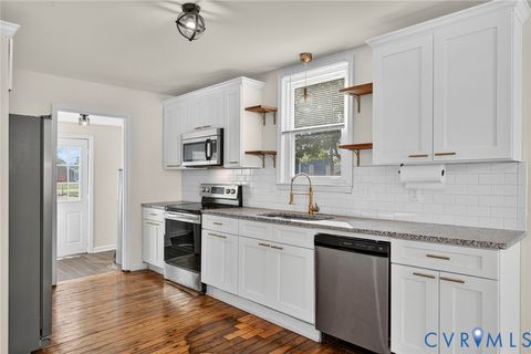 Tiny photo for 407 N 8th Avenue, Hopewell, VA 23860 (MLS # 2529144)