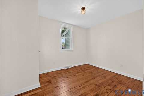 Tiny photo for 407 N 8th Avenue, Hopewell, VA 23860 (MLS # 2529144)