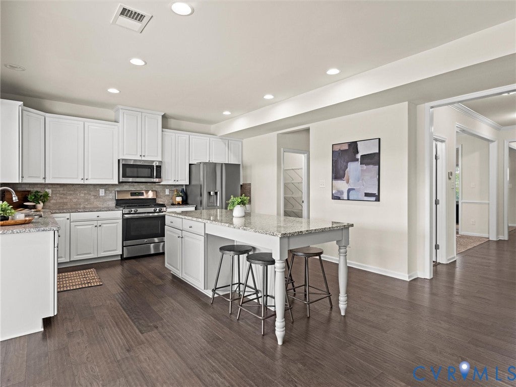 16866 White Daisy Loop