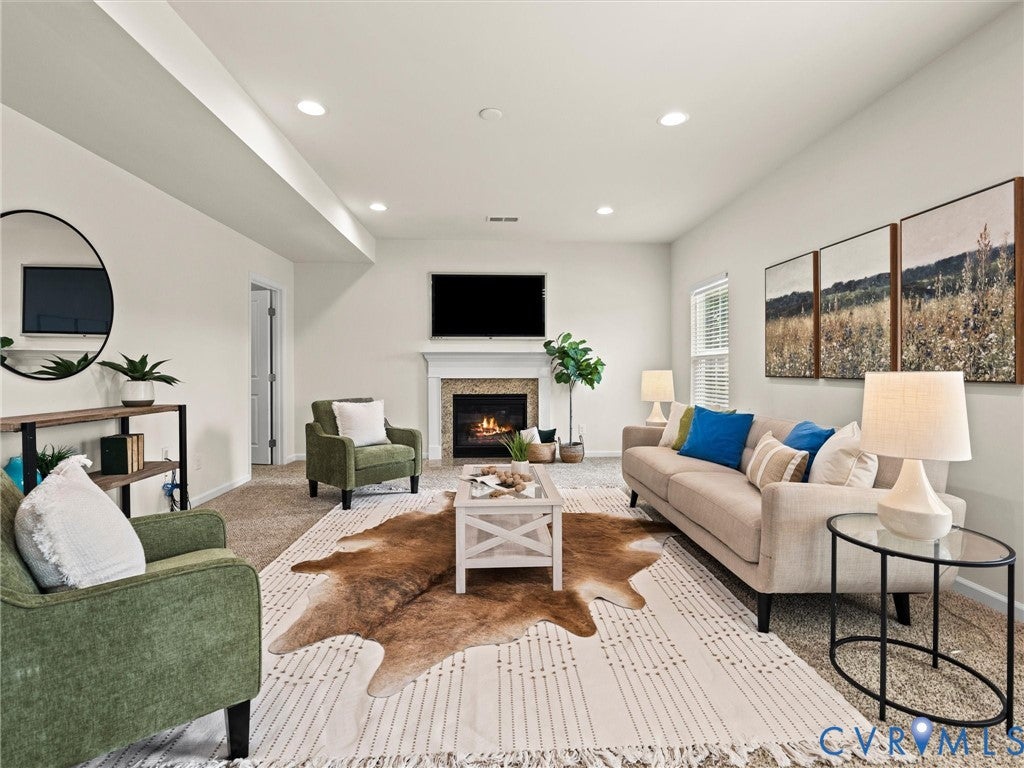 16866 White Daisy Loop
