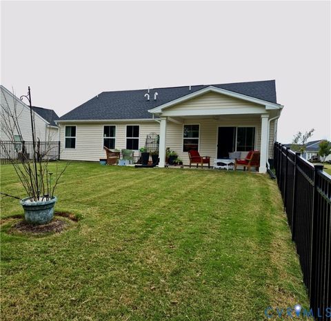 Tiny photo for 7430 E Danube Loop, New Kent, VA 23124 (MLS # 2528539)