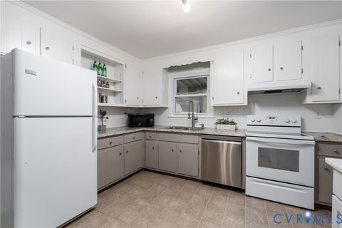 Tiny photo for 11135 Oakcrest Drive, North Chesterfield, VA 23235 (MLS # 2612327)