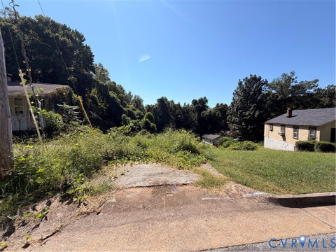 Tiny photo for 849 Smith Street, Martinsville, VA 24112 (MLS # 2626507)