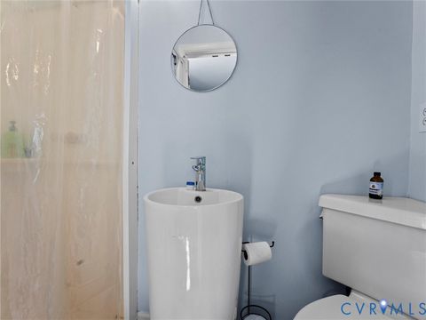 Tiny photo for 1117 E Augusta Avenue, Petersburg, VA 22803 (MLS # 2529277)