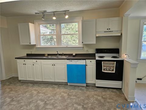 Tiny photo for 122 Robin Avenue, Richmond, VA 23223 (MLS # 2613297)