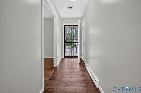 Tiny photo for 3203 Garland Avenue, Hopewell, VA 23860 (MLS # 2627928)