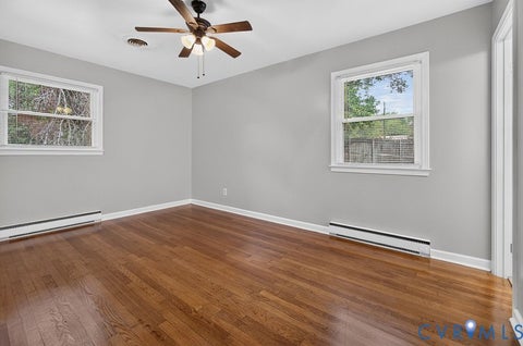 Tiny photo for 3203 Garland Avenue, Hopewell, VA 23860 (MLS # 2627928)