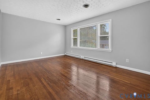Tiny photo for 3203 Garland Avenue, Hopewell, VA 23860 (MLS # 2627928)