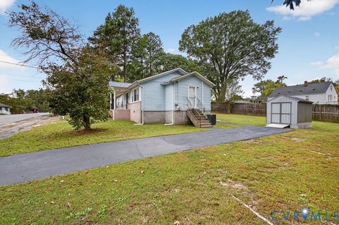 Tiny photo for 3203 Garland Avenue, Hopewell, VA 23860 (MLS # 2627928)