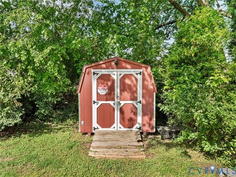 Tiny photo for 1112 Jett Avenue, Colonial Heights, VA 23834 (MLS # 2609560)