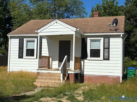 Photo of 610 Queen Anne Drive, Richmond, VA 23224 (MLS # 2611771)
