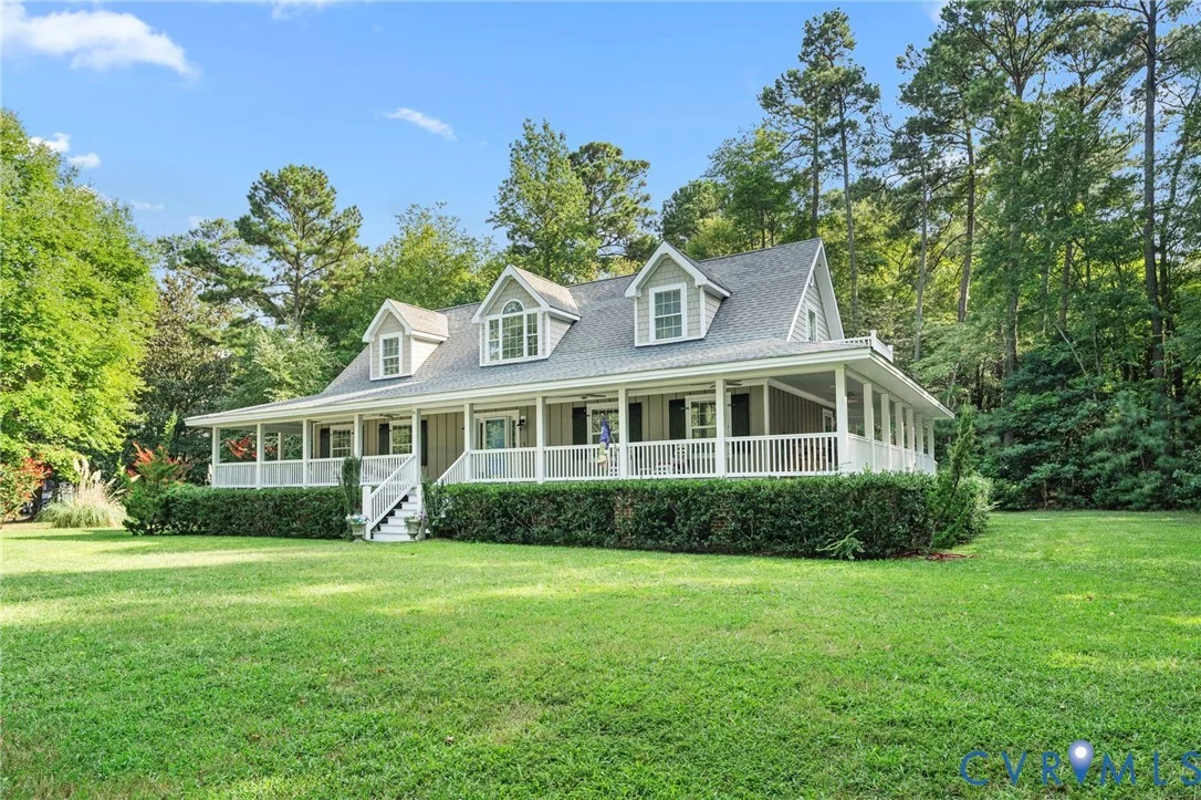 757 Horseshoe Bend Road