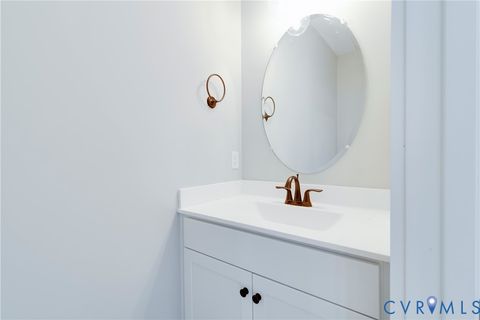 Tiny photo for 922 N 33rd Street, Richmond, VA 23223 (MLS # 2605038)