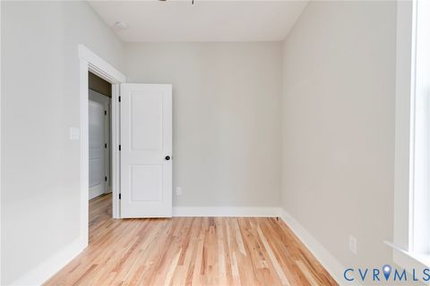 Tiny photo for 922 N 33rd Street, Richmond, VA 23223 (MLS # 2605038)