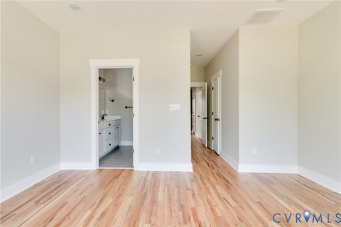Tiny photo for 922 N 33rd Street, Richmond, VA 23223 (MLS # 2605038)