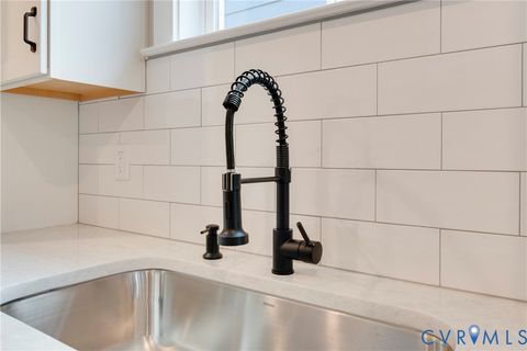 Tiny photo for 922 N 33rd Street, Richmond, VA 23223 (MLS # 2605038)