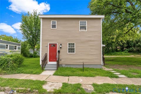 Photo of 655 Lawrence Street, Petersburg, VA 23803 (MLS # 2618689)