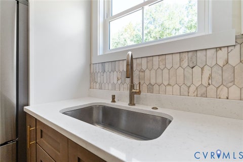 Tiny photo for 15241 Hilldale Avenue, Bowling Green, VA 22427 (MLS # 2625285)