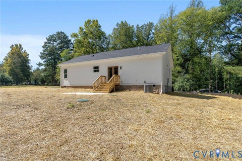 Tiny photo for 15241 Hilldale Avenue, Bowling Green, VA 22427 (MLS # 2625285)
