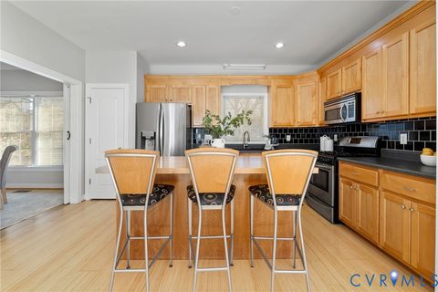 Tiny photo for 1701 Lakeview Avenue, Richmond, VA 23220 (MLS # 2533153)