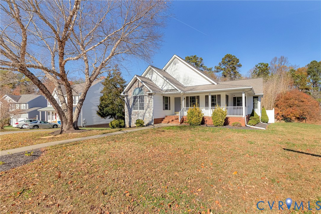 8222 Eagle Creek Place