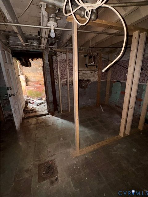 Tiny photo for 2309 Idlewood Avenue, Richmond, VA 23220 (MLS # 2612833)
