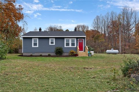 A home in Louisa