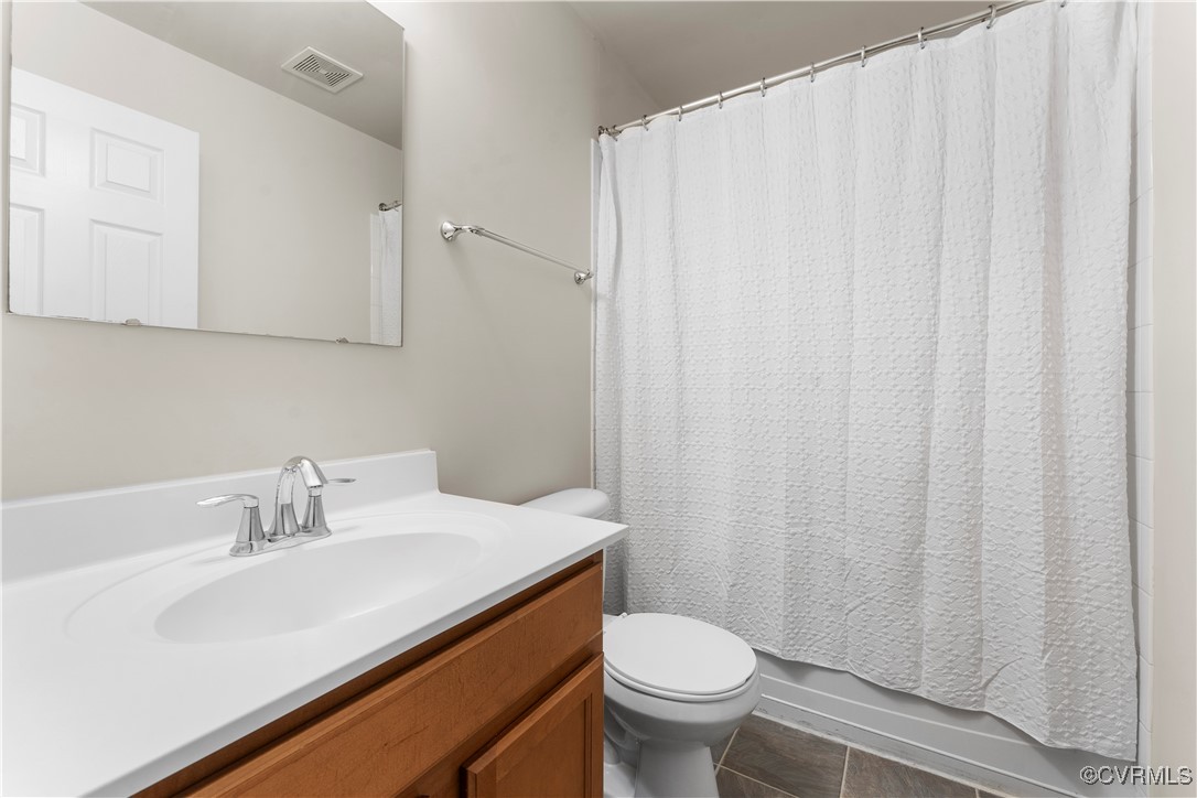 Henrico, Virginia 23231, United States, 4 Bedrooms Bedrooms, ,3 BathroomsBathrooms,Residential,Pending,110209