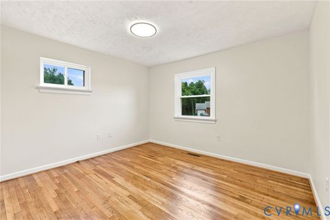 Tiny photo for 309 Gawain Court, Richmond, VA 23223 (MLS # 2619491)