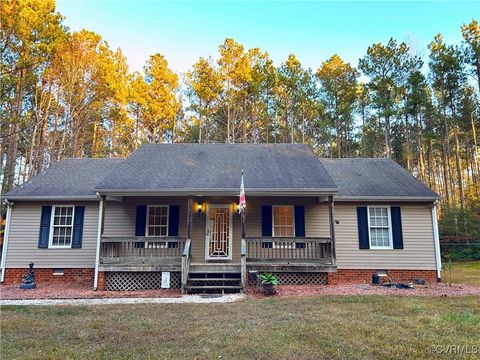 A home in Aylett