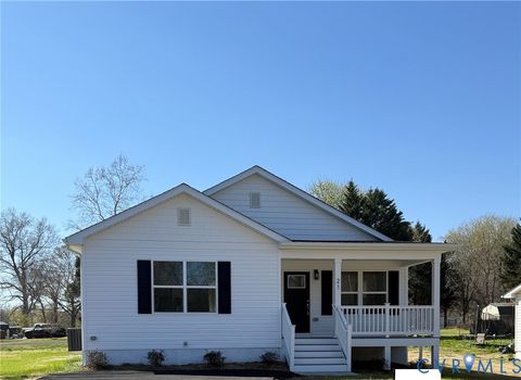 Photo of 21 Lea Road, Colonial Beach, VA 22443 (MLS # 2613804)