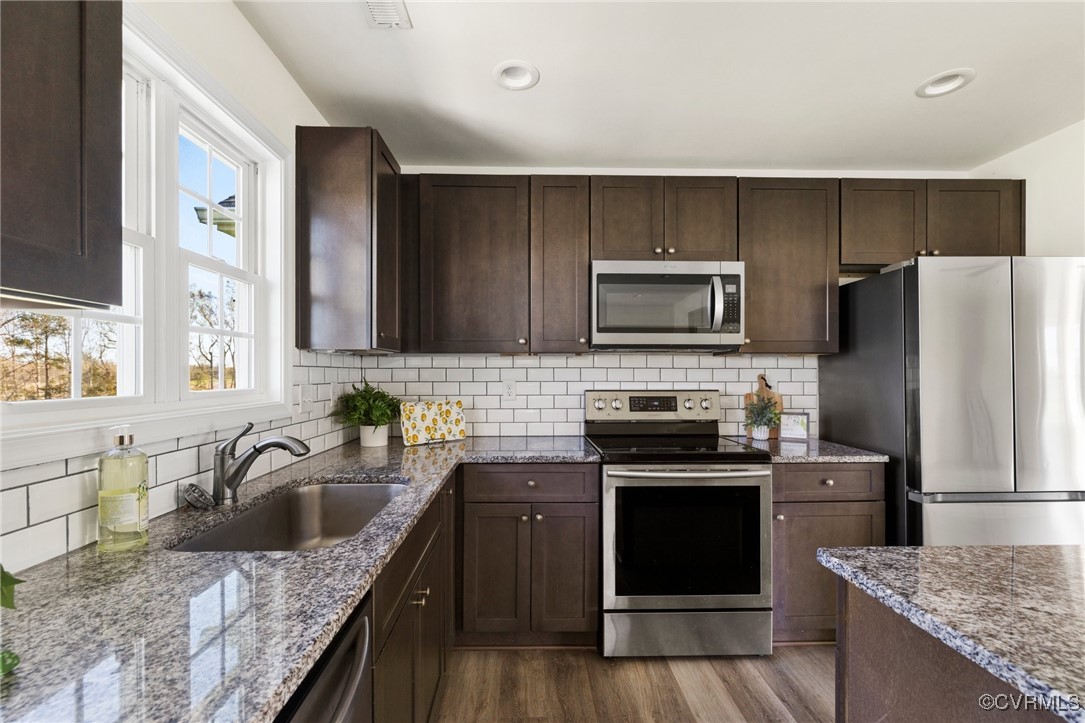 Powhatan, Virginia 23139, United States, 3 Bedrooms Bedrooms, ,2 BathroomsBathrooms,Residential,Pending,100897