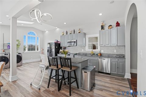 Tiny photo for 421 E Pembroke Avenue, Hampton, VA 23669 (MLS # 2604397)