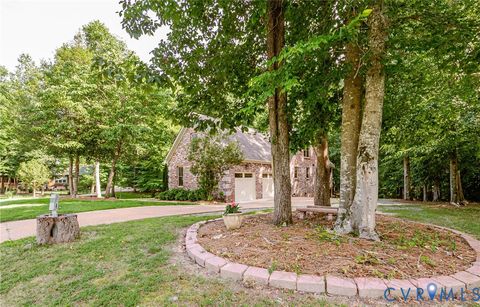 Tiny photo for 7327 Crush Court, New Kent, VA 23124 (MLS # 2620380)