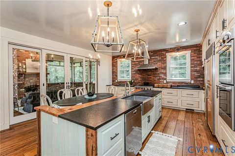 Tiny photo for 7327 Crush Court, New Kent, VA 23124 (MLS # 2620380)