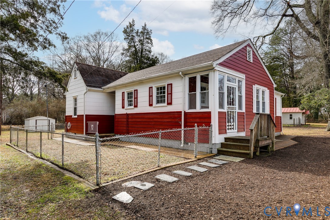 Photo 1 of 28 — 6610 St George Street, Richmond, VA 23237