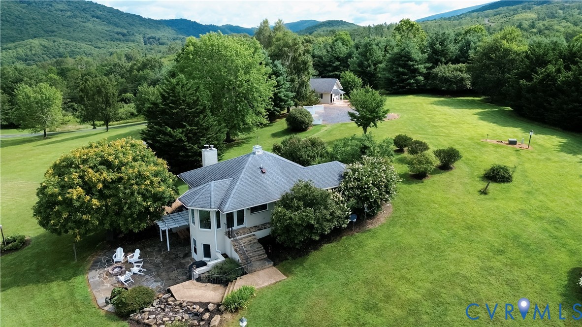 71 Sand Hill Lane