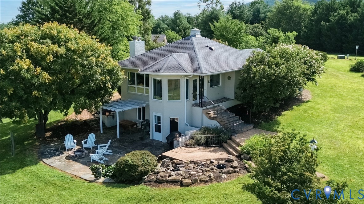 71 Sand Hill Lane